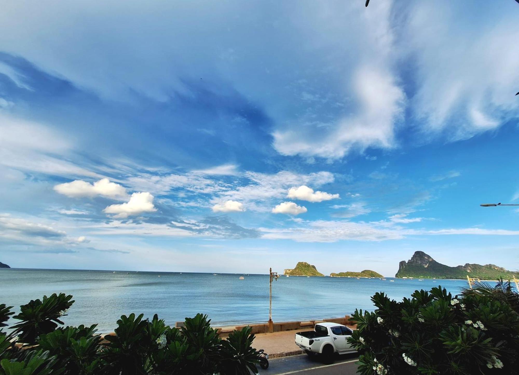 Jungle Cafe And Guesthouse Prachuap Khiri Khan Exterior photo